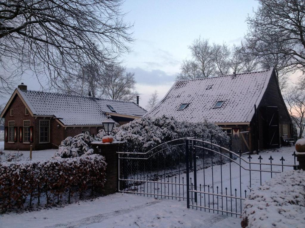 Bed En Breakfast De Boksloot Ravenswoud Esterno foto